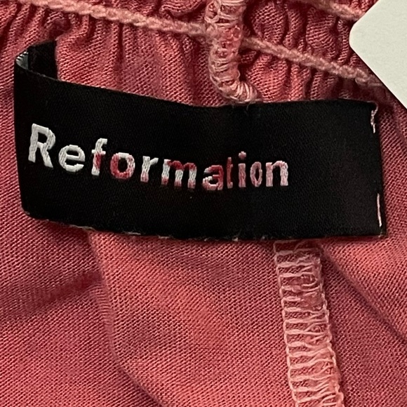 Reformation Pink 100% Tencel Smocked Off Shoulder Peasant Top Size XS - Picture 6 of 6